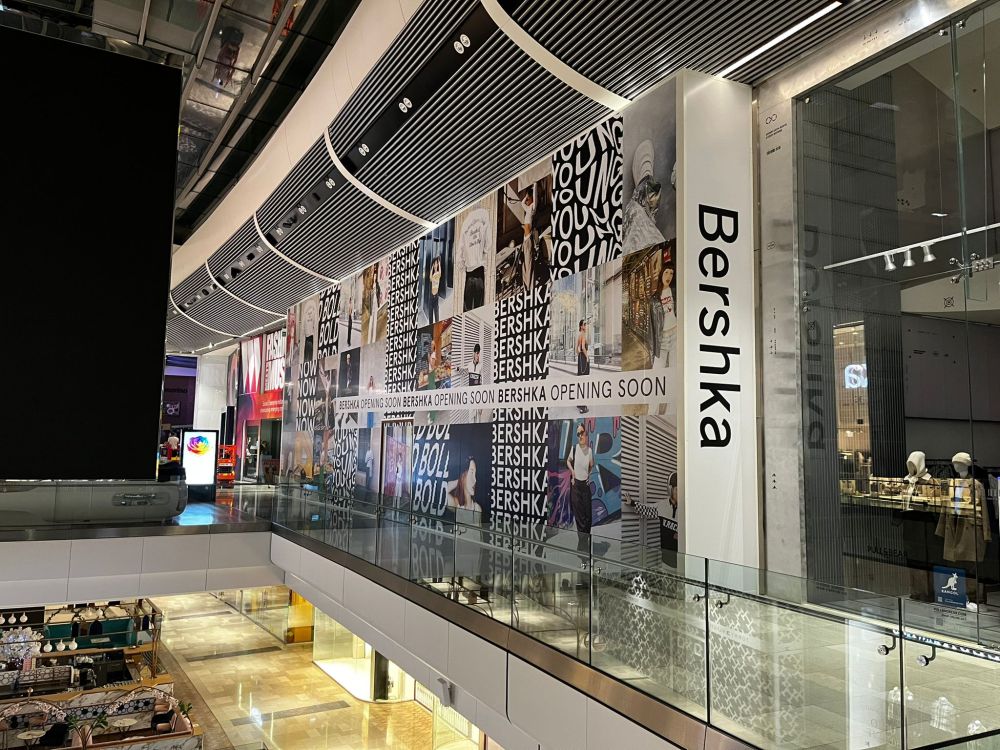 Bershka Fire Rated hoarding with Graphics